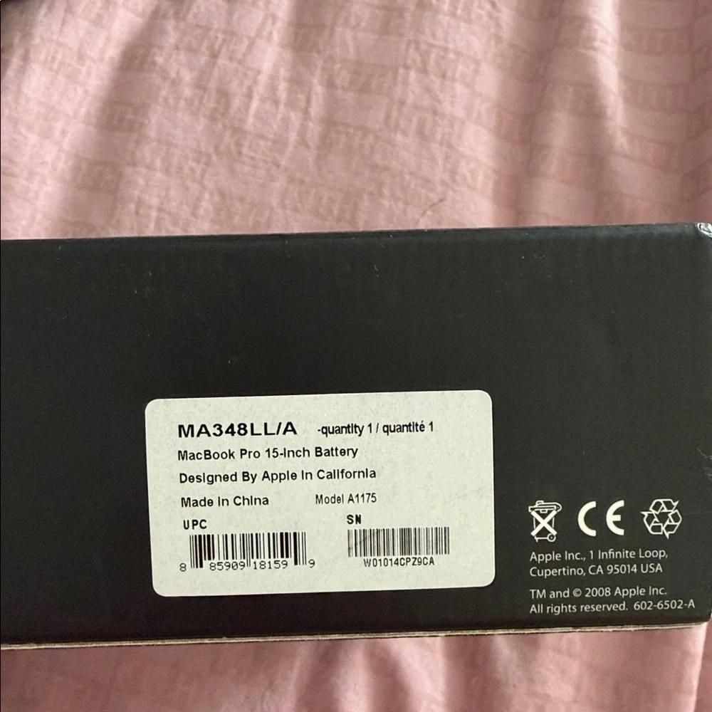 Macbook Pro 15 Inch battery box